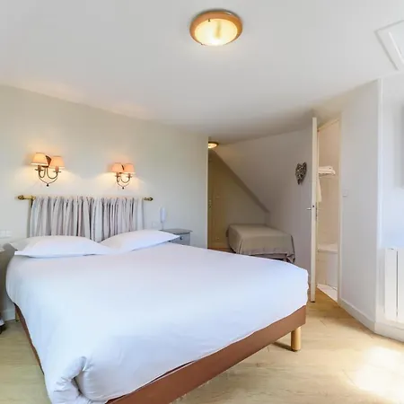 Le Clos Fleuri ホテル