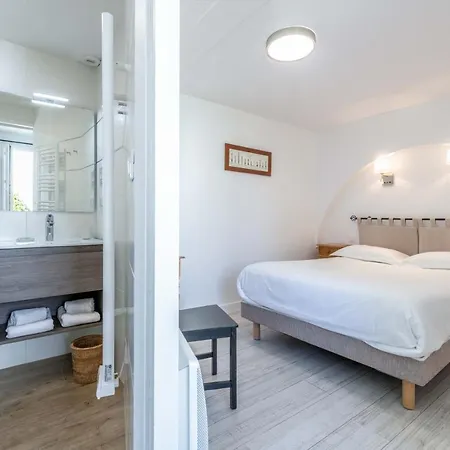 ホテル Le Clos Fleuri 3*