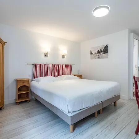 Le Clos Fleuri 3*